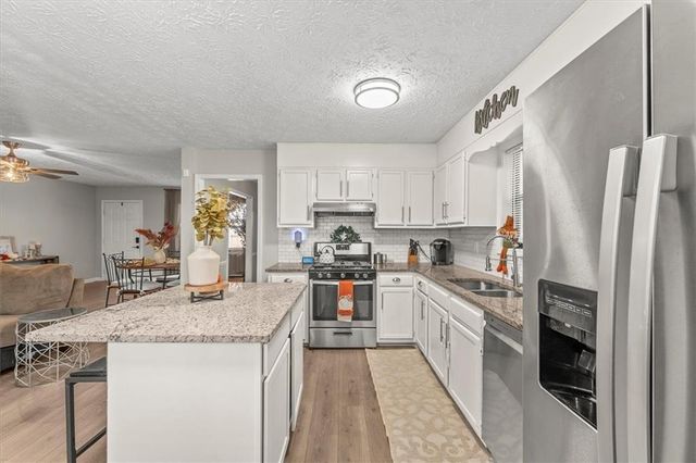 4041 Woodbridge Court, Powder Springs, GA 30127
