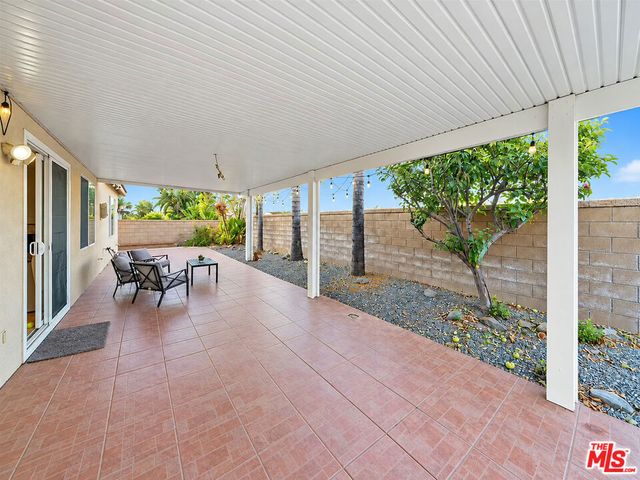17886 Robusta Drive, Riverside, CA 92503