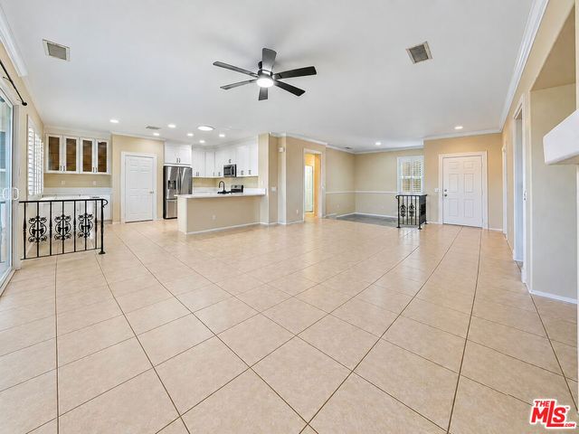 17886 Robusta Drive, Riverside, CA 92503