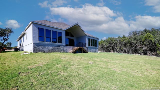 1108 Elm Forest Drive, New Braunfels, TX 78132