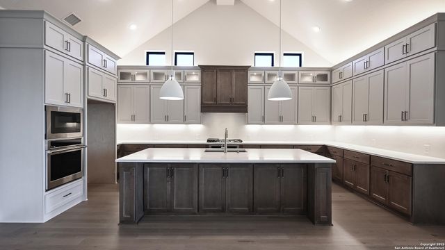 1108 Elm Forest Drive, New Braunfels, TX 78132