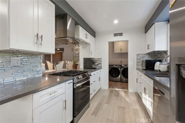 11443 Debra Avenue, Granada Hills, CA 91344