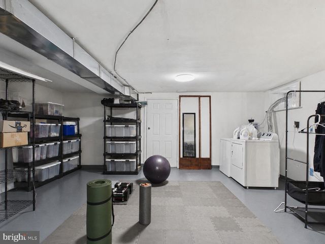 4702 CEDAR AVE, Philadelphia, PA 19143