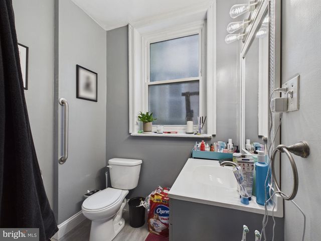 4702 CEDAR AVE, Philadelphia, PA 19143