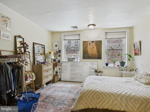 4702 CEDAR AVE, Philadelphia, PA 19143