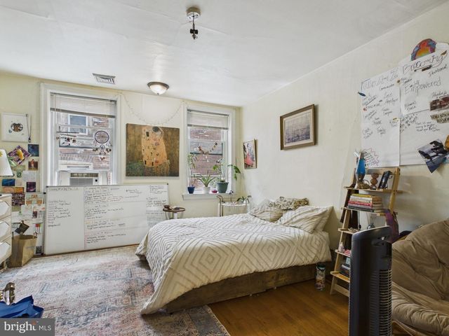 4702 CEDAR AVE, Philadelphia, PA 19143