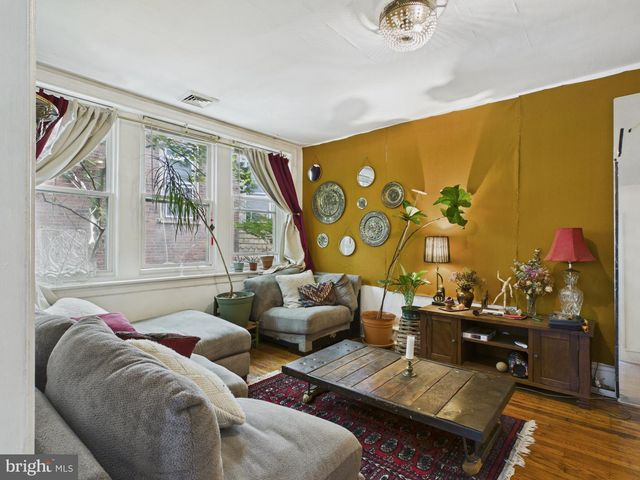 4702 CEDAR AVE, Philadelphia, PA 19143