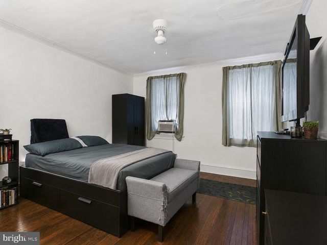 4702 CEDAR AVE, Philadelphia, PA 19143