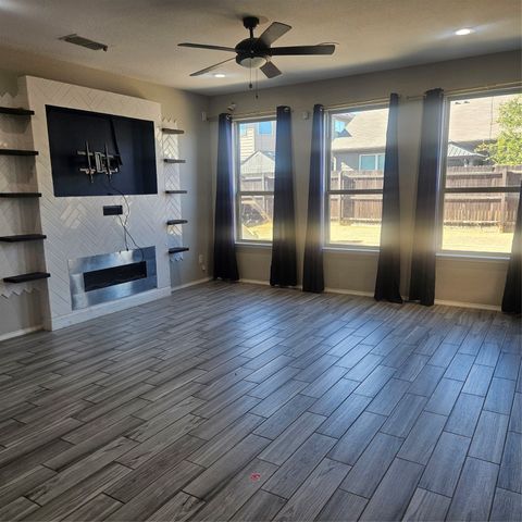 7413 Lake Vista Way, Fort Worth, TX 76179