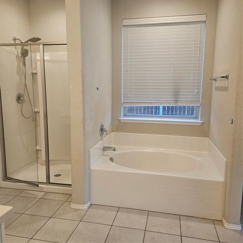 7413 Lake Vista Way, Fort Worth, TX 76179