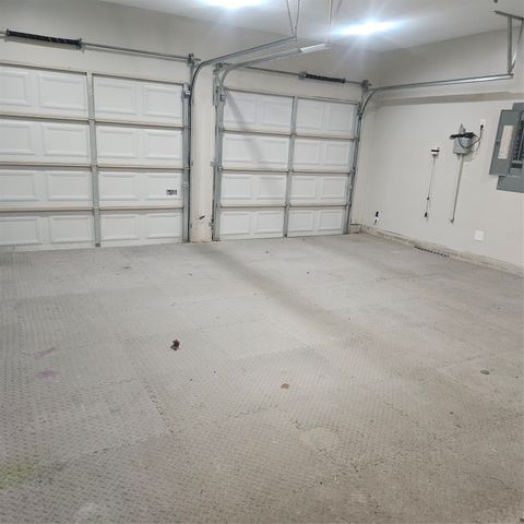 7413 Lake Vista Way, Fort Worth, TX 76179