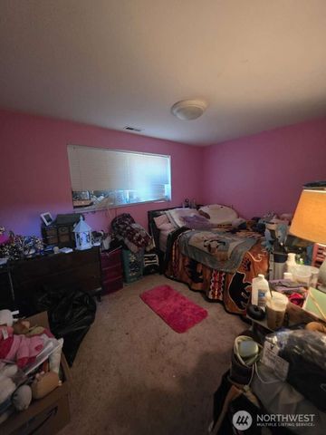 1415 172nd Street E, Spanaway, WA 98387