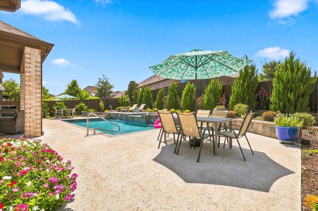 3905 W Wildridge Boulevard, Oak Point, TX 75068