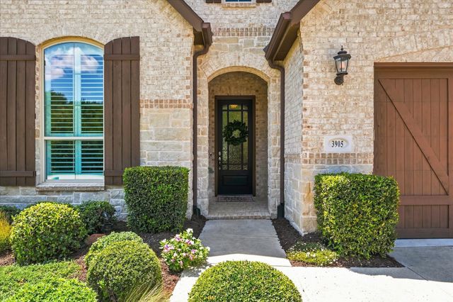3905 W Wildridge Boulevard, Oak Point, TX 75068
