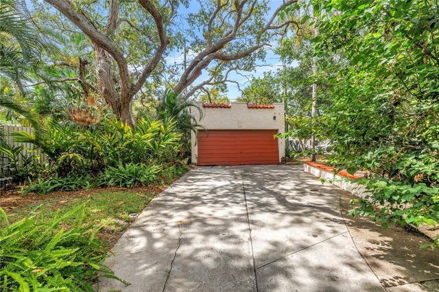 6120 5TH AVENUE S, St Petersburg, FL 33707