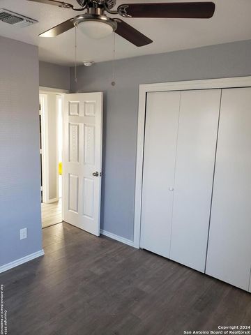 314 W PETALUMA BLVD, San Antonio, TX 78221