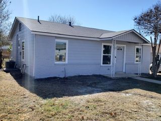 314 W PETALUMA BLVD, San Antonio, TX 78221