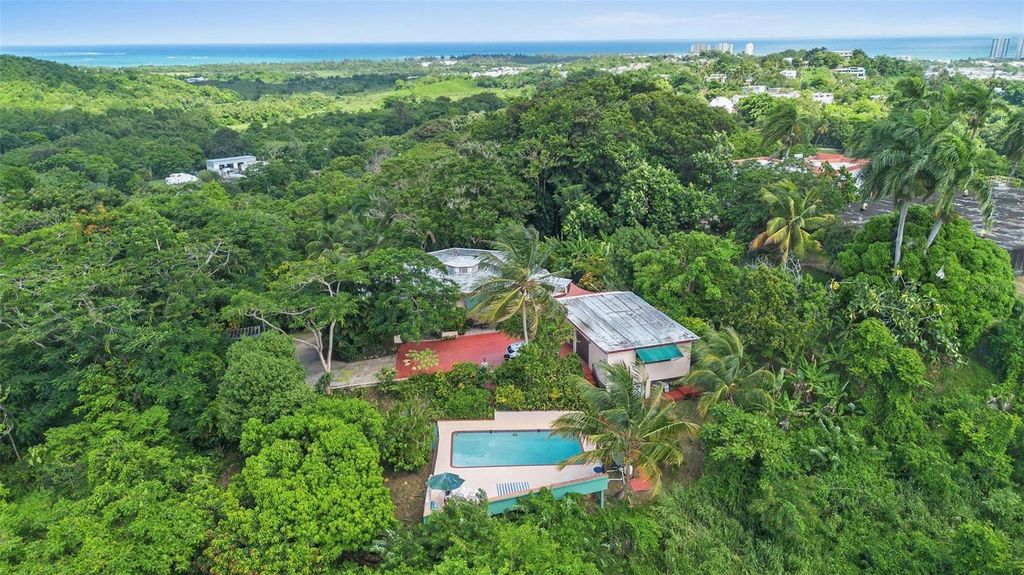 Image 1 of property listing at Lote 142 COLINAS DE LUQUILLO, Luquillo, PR 00773