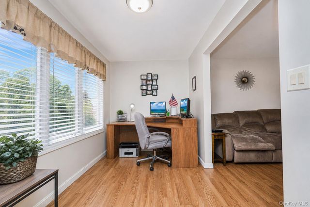 2118 W 7th Street, Brooklyn, NY 11223