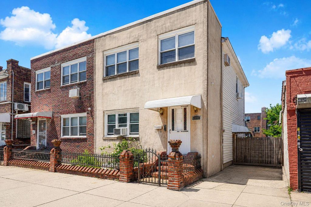 2118 W 7th Street, Brooklyn, NY 11223