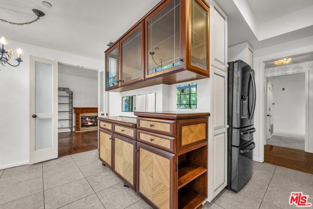 200 N Swall Drive 313, Beverly Hills, CA 90211