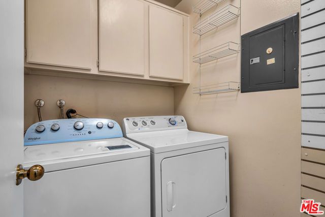 200 N Swall Drive 313, Beverly Hills, CA 90211