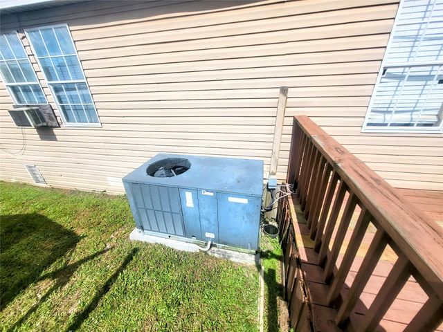 17120 NW 38th Avenue, Okeechobee, FL 34972