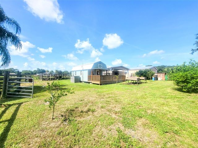 17120 NW 38th Avenue, Okeechobee, FL 34972