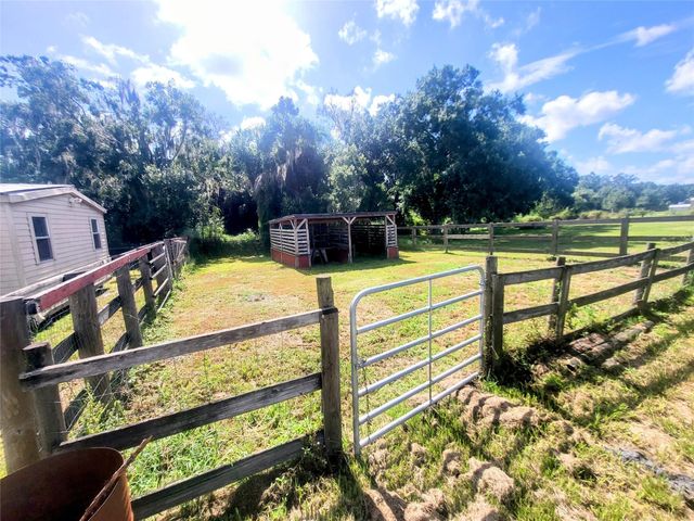 17120 NW 38th Avenue, Okeechobee, FL 34972