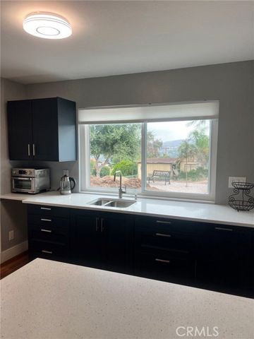 14035 Oakely Dr., Riverside, CA 92503