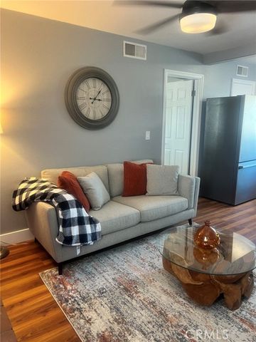 14035 Oakely Dr., Riverside, CA 92503