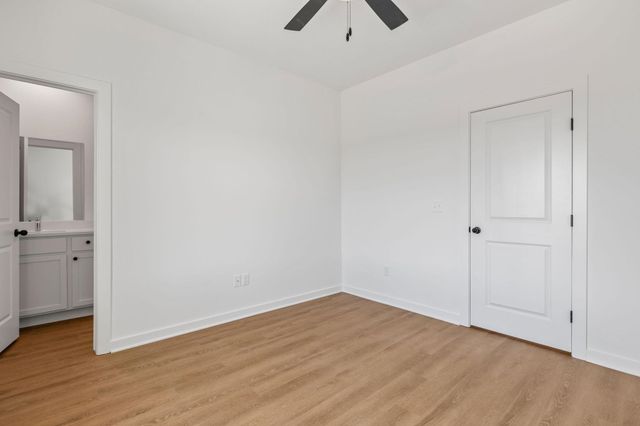 11324 W 35th Cir, Wichita, KS 67215