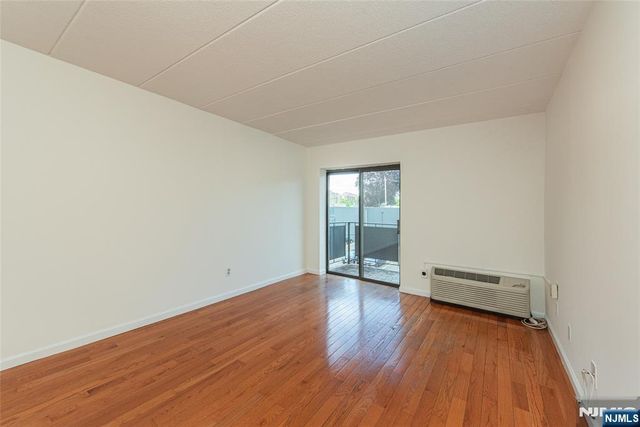 5 Linden Street 3J, Hackensack, NJ 07601