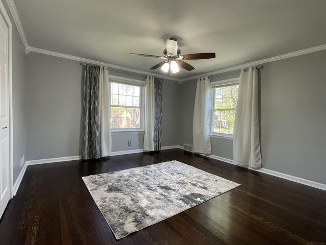 1925 Handley Street, Saginaw, MI 48602