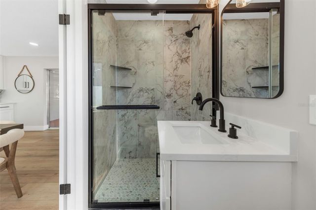 5744 17TH AVENUE N, St Petersburg, FL 33710