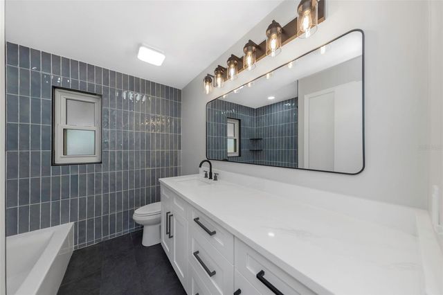 5744 17TH AVENUE N, St Petersburg, FL 33710