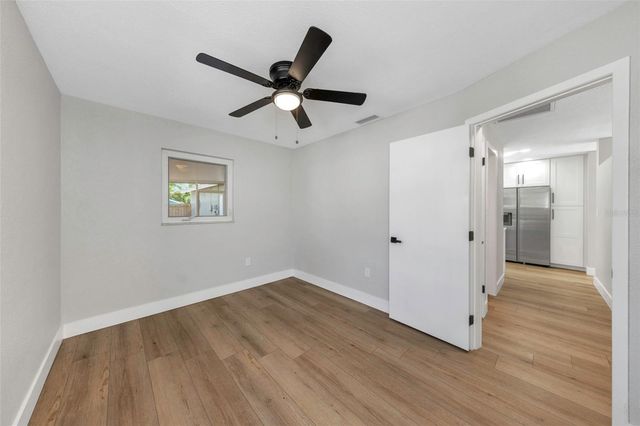 5744 17TH AVENUE N, St Petersburg, FL 33710