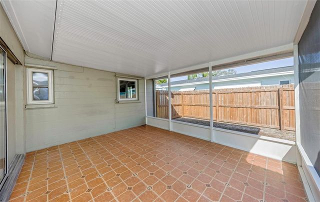 5744 17TH AVENUE N, St Petersburg, FL 33710