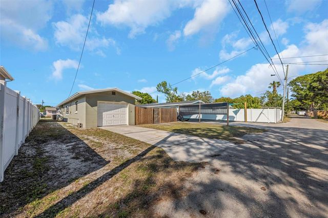 5744 17TH AVENUE N, St Petersburg, FL 33710