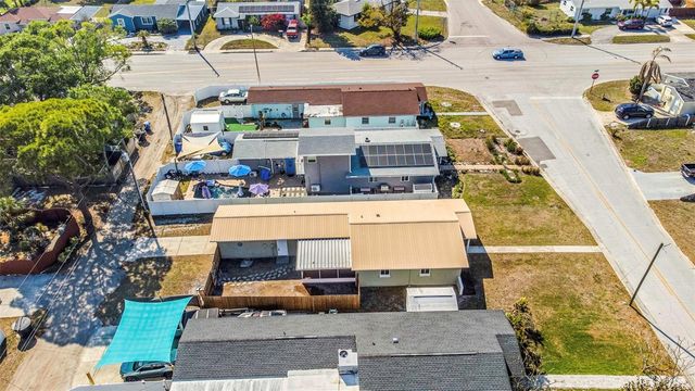 5744 17TH AVENUE N, St Petersburg, FL 33710