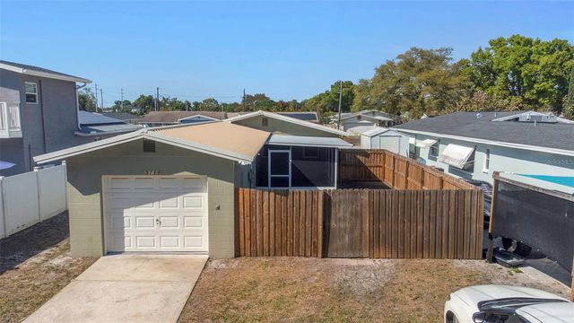 5744 17TH AVENUE N, St Petersburg, FL 33710