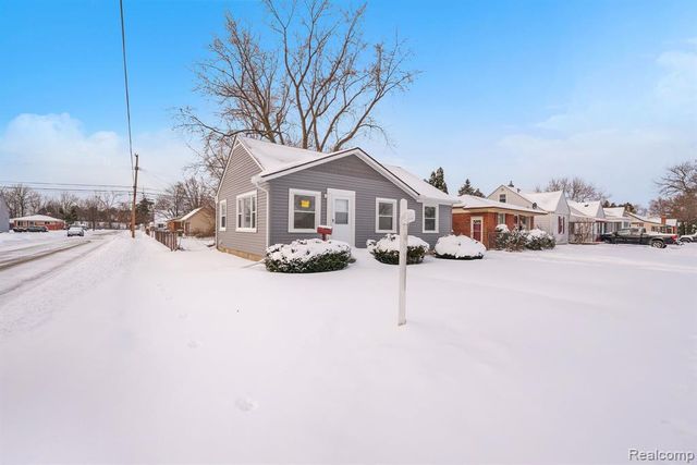 17205 Anne Avenue, Allen Park, MI 48101