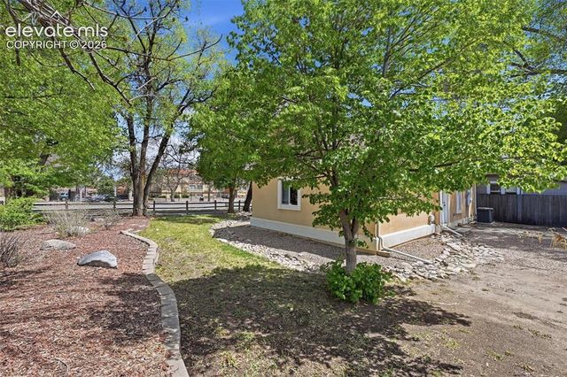 230 N Spruce Street, Colorado Springs, CO 80905