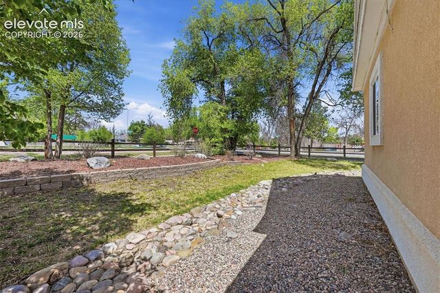 230 N Spruce Street, Colorado Springs, CO 80905