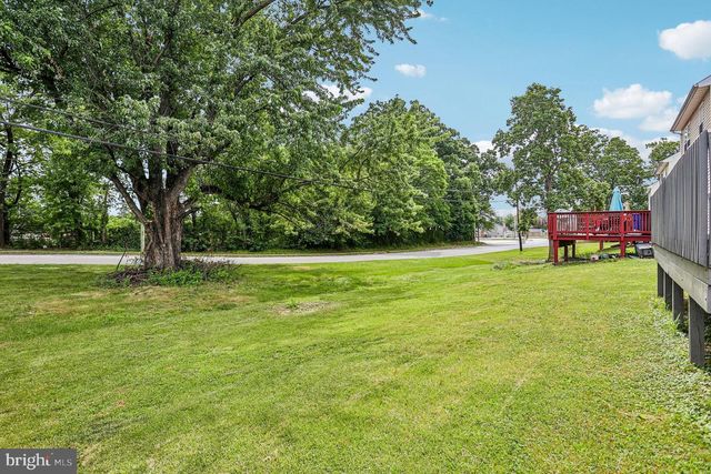 127 N KATRIN CIR, New Castle, DE 19720
