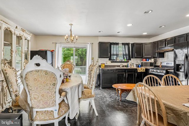 127 N KATRIN CIR, New Castle, DE 19720
