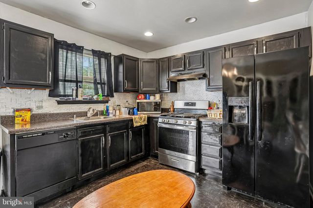 127 N KATRIN CIR, New Castle, DE 19720