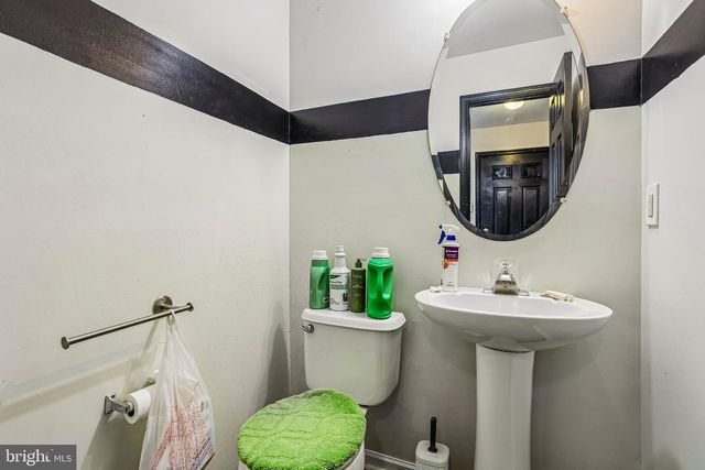 127 N KATRIN CIR, New Castle, DE 19720
