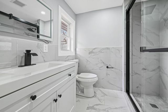 9 Joseph Street, Bay Shore, NY 11706