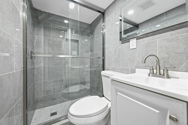 9 Joseph Street, Bay Shore, NY 11706